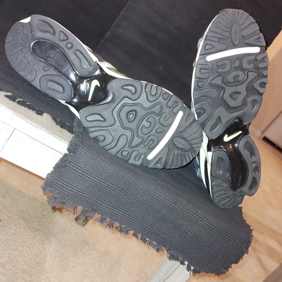 Nike Multicolor Athletic Shoes - Picture 5 of 11